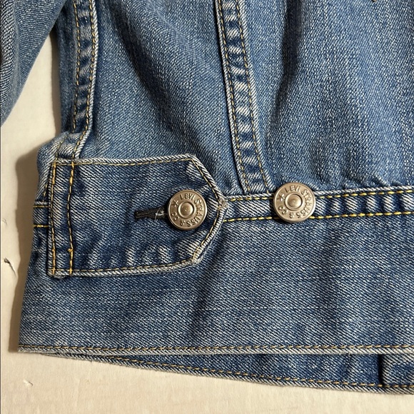 LEVI VINTAGE TYPE 1 BLUE DENIM ICONIC JACKET WOMENS SIZE S - Picture 5 of 15